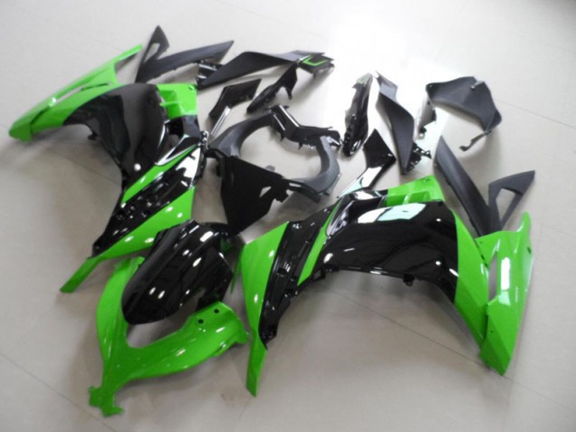 Carenagem & Plástico Kawasaki ZX 300R 2013-2016 - Preto Verde Carenagem & Plástico Kawasaki ZX 300R 2013-2016 - Preto Verde