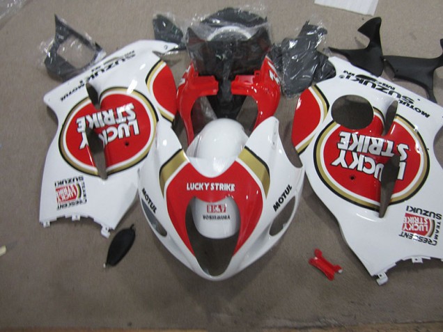 Carenagem Suzuki GSXR 1300 Hayabusa 1996-2007 - Branco Lucky Strike Motul Carenagem Suzuki GSXR 1300 Hayabusa 1996-2007 - Branco Lucky Strike Motul