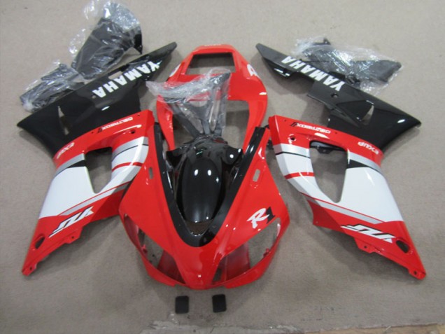 Carenagem Yamaha R1 1998-1999 - Preto Vermelho Branco Decalque Carenagem Yamaha R1 1998-1999 - Preto Vermelho Branco Decalque