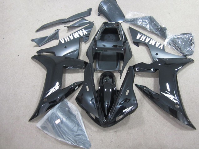 Kit Carenagem Yamaha R1 2002-2003 - Preto Branco Kit Carenagem Yamaha R1 2002-2003 - Preto Branco