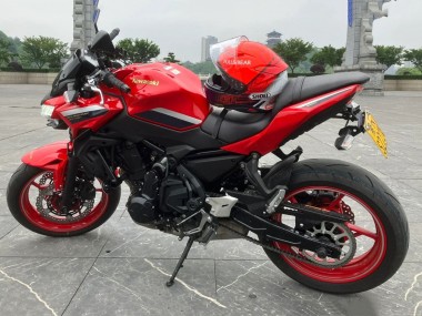 Carenagens Moto Kawasaki Ninja Z650 2020-2023 - Vermelho Preto