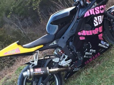 Carenagens Moto Yamaha YZF R6 2003-2004 - Amarelo Rosa Preto Brilhante Rossi Repsol 46