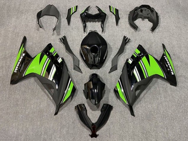 Carenagens Moto Kawasaki EX300 2013-2024 - Preto Brilhante Verde Branco Listra